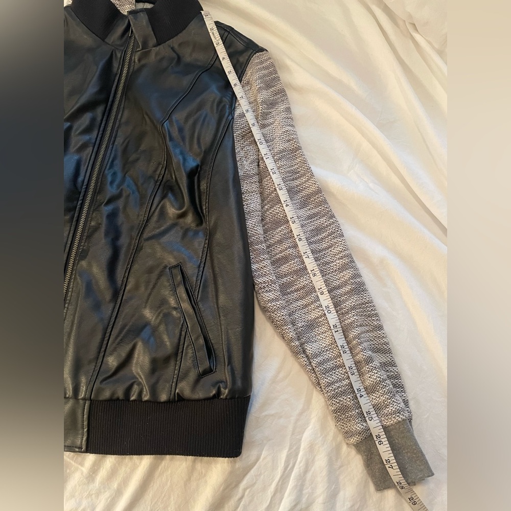 Torrid Lightweight Jacket With Removable Hood - image 6